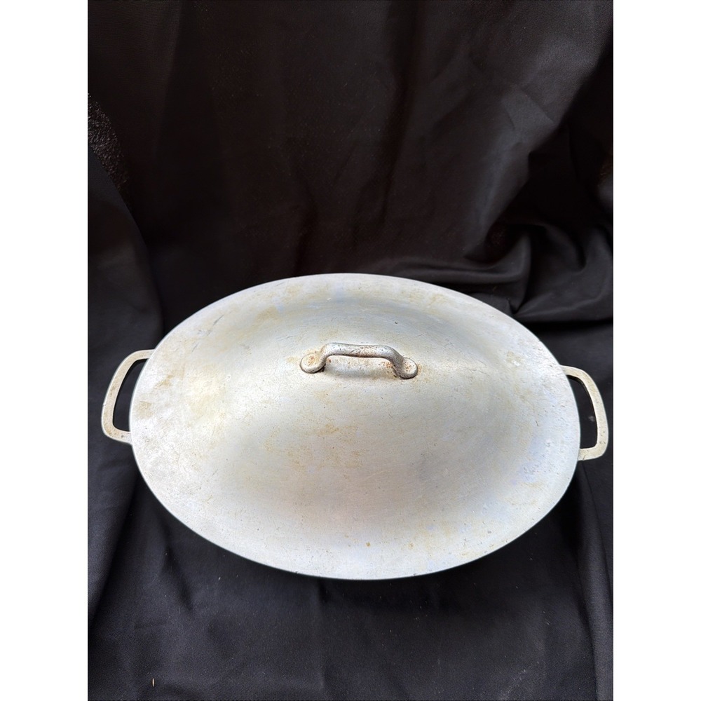 Vintage Super Maid Aluminum Oval Casserole Pan Pot Roaster Lid Silver 12.5 Inch